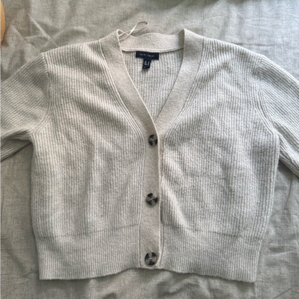 Ribbed V-Neck Cardigan Sweater - Beige